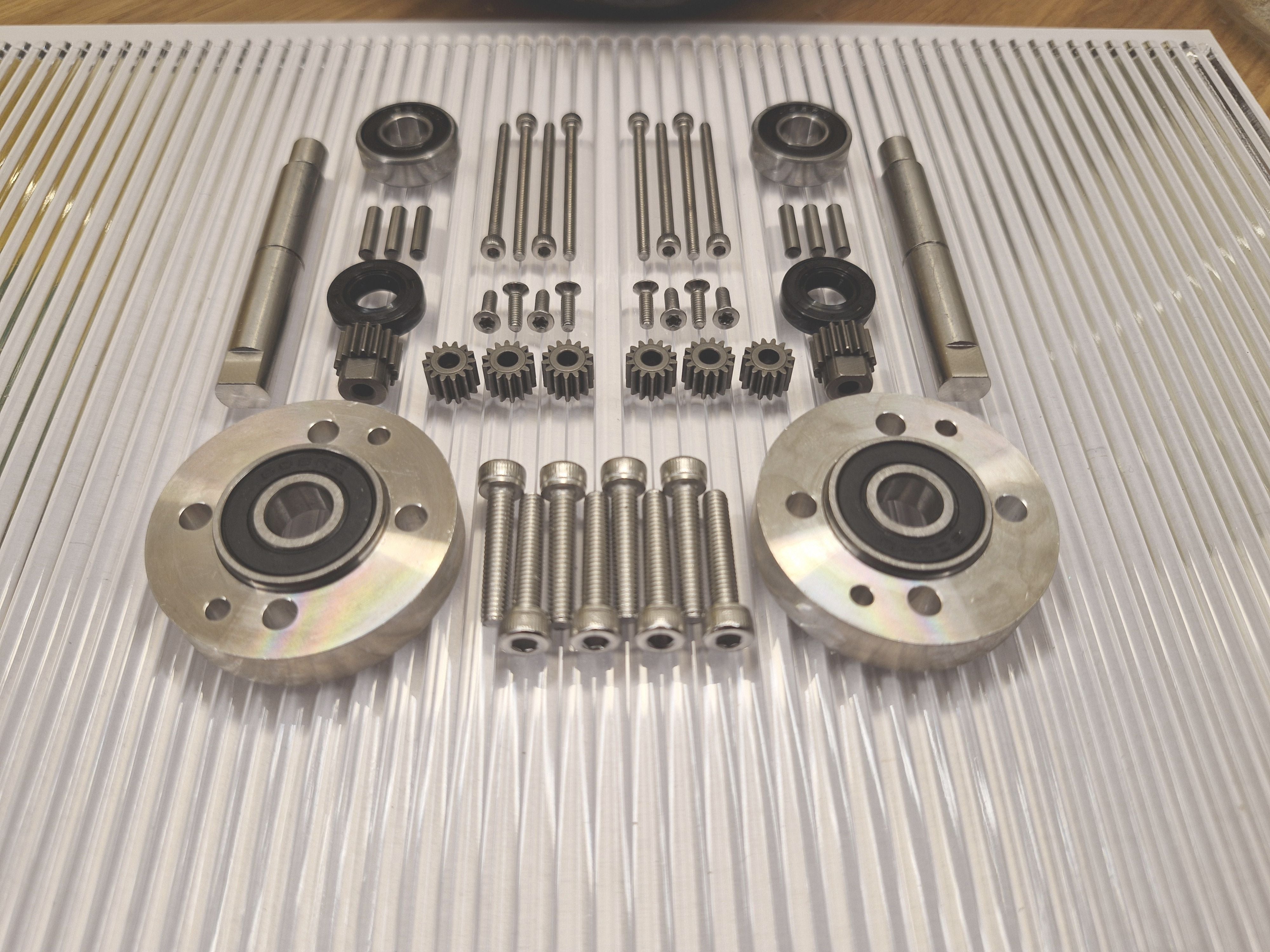 Wheel motor repair kit for Husqvarna Automower 310 315 315X and Gardena Sileno with improved bearing solution